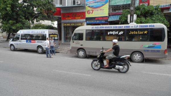 Cho thuê xe huyendai county tại thanh hóa