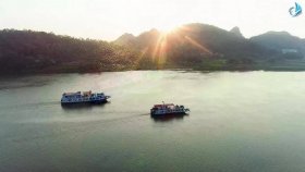 KHÁM PHÁ Ngược xuôi sông Mã hào hùng trên du thuyền ở Thanh Hóa