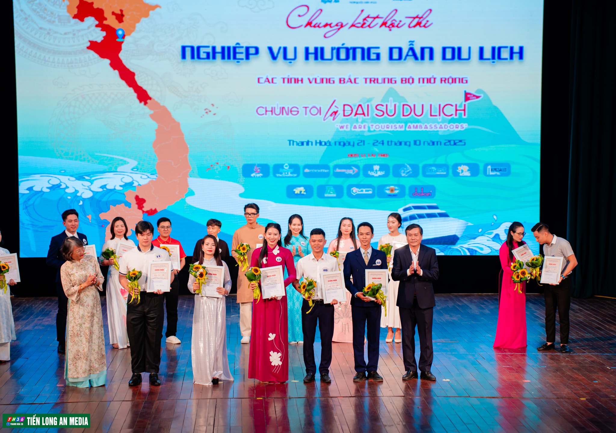 CHUNG KẾT HỘI THI NGHIỆP VỤ HƯỚNG DẪN DU LỊCH CÁC TỈNH VÙNG BẮC TRUNG BỘ MỞ RỘNG NĂM 2025