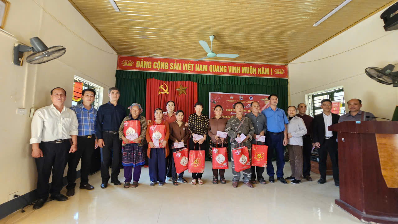 “Xuân yêu thương – Tết sẻ chia” lan tỏa nghĩa tình đến vùng cao Mường Lý