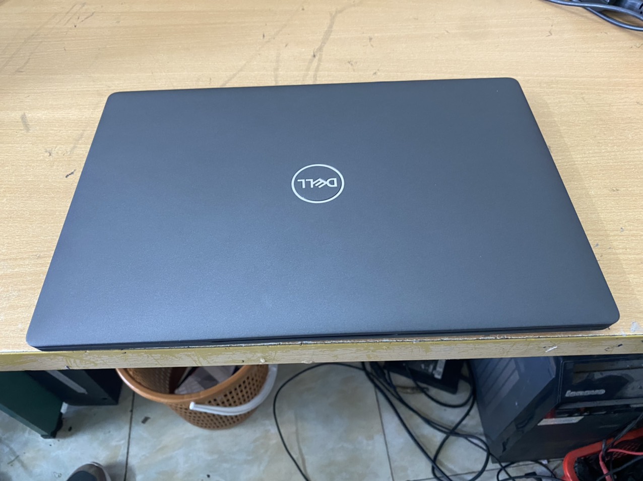 Laptop Cũ Dell Latitude 5400 - i5-8365u/8gb/256gb/14ich full hd