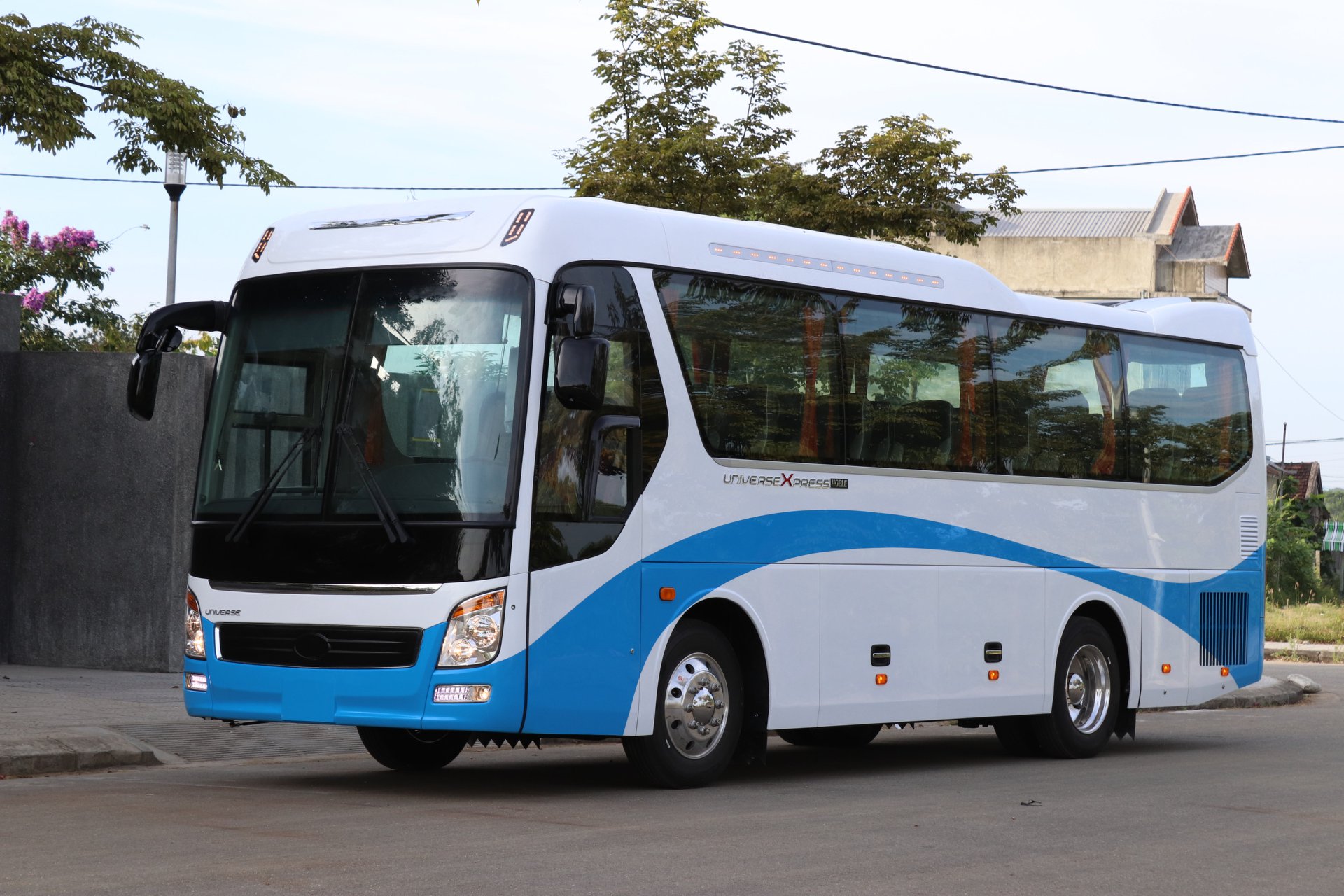 Xe 45 chỗ